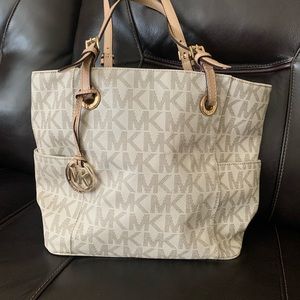 Michael Kors shoulder bag cream